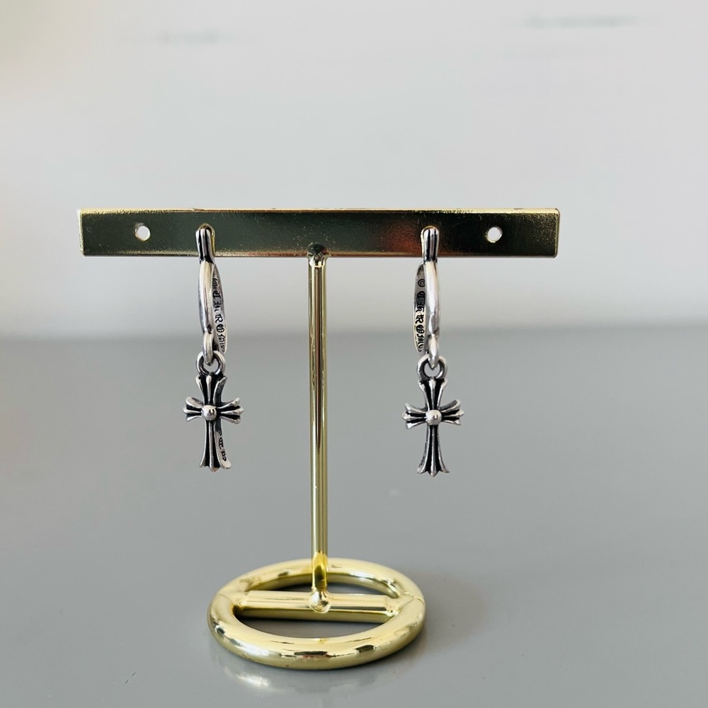 S925 Sterling Silver Earrings (never worn)